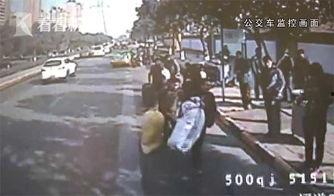 鸡东爆料真实事件视频最新,惊曝真实事件视频，真相令人震惊！