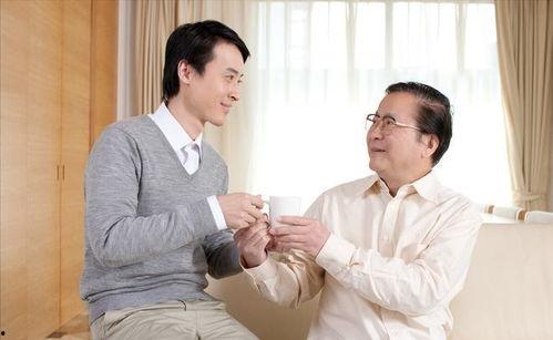 男保姆在线观看,揭秘现代家庭中的温馨守护者  第2张