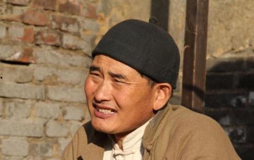 大衣哥朱文最新爆料视频,最新爆料视频背后的惊人真相  第1张