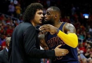 詹姆斯爆料记录最新消息,揭秘篮球界惊人内幕 第3张 詹姆斯爆料记录最新消息,揭秘篮球界惊人内幕 第3张