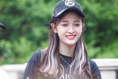 圈内爆料杨紫吴宣仪恋情,娱乐圈新恋情来袭,网友热议不已 第2张 圈内爆料杨紫吴宣仪恋情,娱乐圈新恋情来袭,网友热议不已 第2张